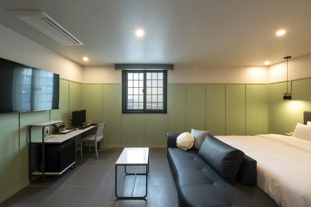 Brown-Dot Hotel Gupo 釜山広域市 エクステリア 写真